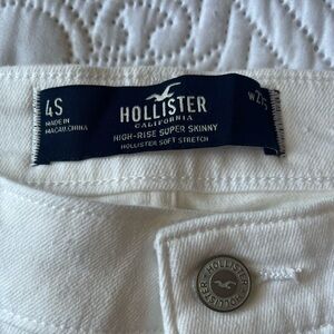 Hollister High-rise white super skinny jeans